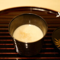 新ばし 笹田 - 「先付」白味噌のお雑煮
