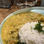 Curry&Spice青い鳥 - 豆とブロッコリーのカレー