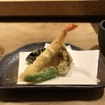 SUSHI GONPACHI - 