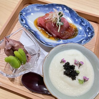 Gorgeous appetizers◆Enjoy the seasonal flavors prepared by a master who is well-versed in Japanese Cuisine