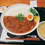 中国菜 膳楽房 - 台湾屋台風 魯肉飯(ルーローファン)_¥950