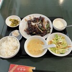 百香亭 - 黒酢豚定食（ランチタイム価格990円）