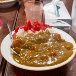 うな達 - カレー　中　赤多め