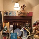 アメ横ダンケ - 入り口横の置物？飾り？