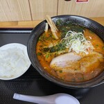 Onigarashi - 味噌中辛950円+半ライス平日無料