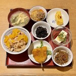 Kappougi Doujimachi Kagaiten - 六品定食　880円