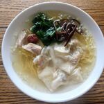 アジアンキッチン 餃子のハナハナ - 海老ワンタン麺