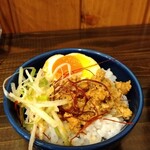 俺の中華たなか家 - 今回もトッピング類を「半ライス」へ移設して「ミニ担々丼」の出来上がり❗
