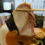 ラーメン 野良裏家 - チャーシュー