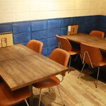 Gooday Fresh Cafe - テーブル2