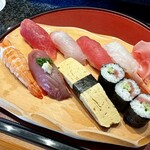 しほう田 - にぎり鮨ランチ … ¥1,300円（税込）