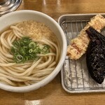 トウキョウサンフラワーイイダバシ - かけあつ大盛り　　観音寺ちくわ天　揚げなす