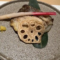 上野 榮 - 
