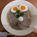 貝と地鶏だしのらぁ麺 ちょろ - 