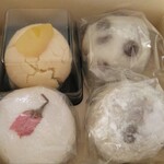 つる瀬 - 3種類の和菓子　買いました。