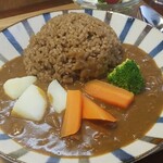 キッチン ブルー グローブ - ビーフカレーのアップ