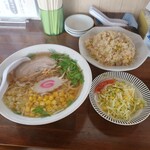 ラーメン 雅 - ラーパス特典でコーントッピングサービス