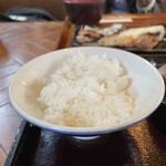 本町ひもの食堂 - ご飯も美味しい