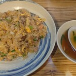 宝龍 - 焼き豚を使ってます