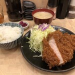 とんかつ檍 蒲田本店 - 上ロースかつ定食