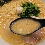 横浜家系ラーメン孝太郎 - 