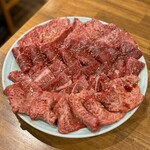 炭火焼肉ホルモンさわいし - 増田牛イチボ・田村牛カメノコ・増田牛ランプ ・神戸ビーフフランク・増田牛トモサンカク