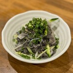 炭火焼肉ホルモンさわいし - センマイ刺し