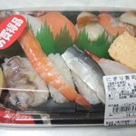 ディオ - にぎり寿司(12貫) 478円 (2014.01.03)