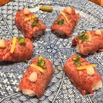 Yakiniku Sutamina En - 肉寿司2,300円