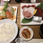 ジューシー・ディッシュ　焼肉南大門 - 