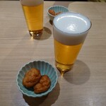 旨い海鮮と揚げたて天ぷら ニューツルマツ - 生ビール＆お通し