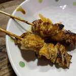 とりよし - 豚ホルモンとぼんじり