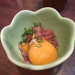 Yakiniku Hiromiya - 和牛炙りユッケ