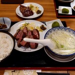 Gyuutan Sumibiyaki Rikyuu - 牛たん極定食 4切8枚+玉子入りとろろ+牛たん焼2枚4切れ 味噌
