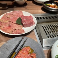 焼肉うしごろ 新宿三丁目店 - 