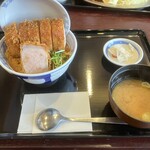 Taishuushokudou Suzunoki - 厚切りかつ丼定食