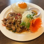 タイ料理ルアンマイ - 