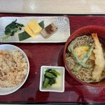 家族亭 - 天ぷらそば定食1,100円