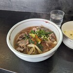 手打庵 - 肉うどん