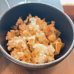 鉄板焼 摩天楼 - ガーリック炒飯