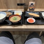 Yoshinoya - 牛皿定食 + ご飯大盛、豚汁変更