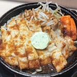 炙り焼 丼・どん - チキンステーキ鉄板焼