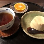 とんかつ一幸 - ほうじ茶＋アロウカナババロア