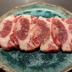 くく はなれ - タンゲタ