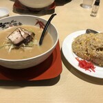 ラーメン世界 - 