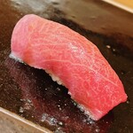 Sushi Matsuura - 塩竃の大トロ。120kgです