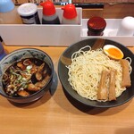 焦がしネギラーメン 葱次郎 - 