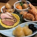 こだわり鮮魚とおでんと炭火焼 鱗 - 