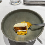 鮨あか - クリームチーズに手を掛けてあり、チーズが苦手な同伴者も美味しいと締めのデザートに舌鼓☺️