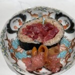 鮨あか - 締めの一品　のり香る、これでもかあ！マグロの合わせ技、お口いっぱいの幸せ